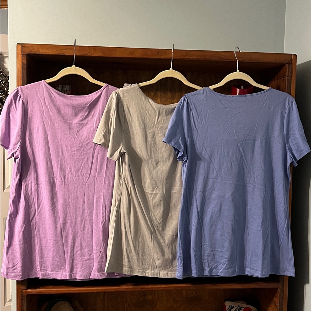 LOFT NWT Set of 3 Tops with short sleeve lovely drape Round neckline - Picture 4 of 8
